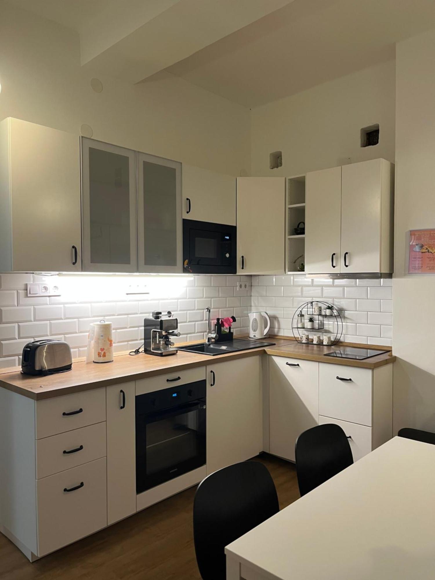 Larix Apartman Budapeszt Zewnętrze zdjęcie